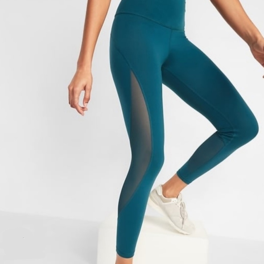Old Navy Elevate Leggings